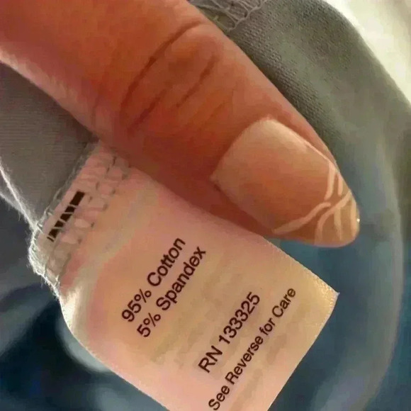 New with tags, womens size medium shirt, #K394 - Picture 3 of 6